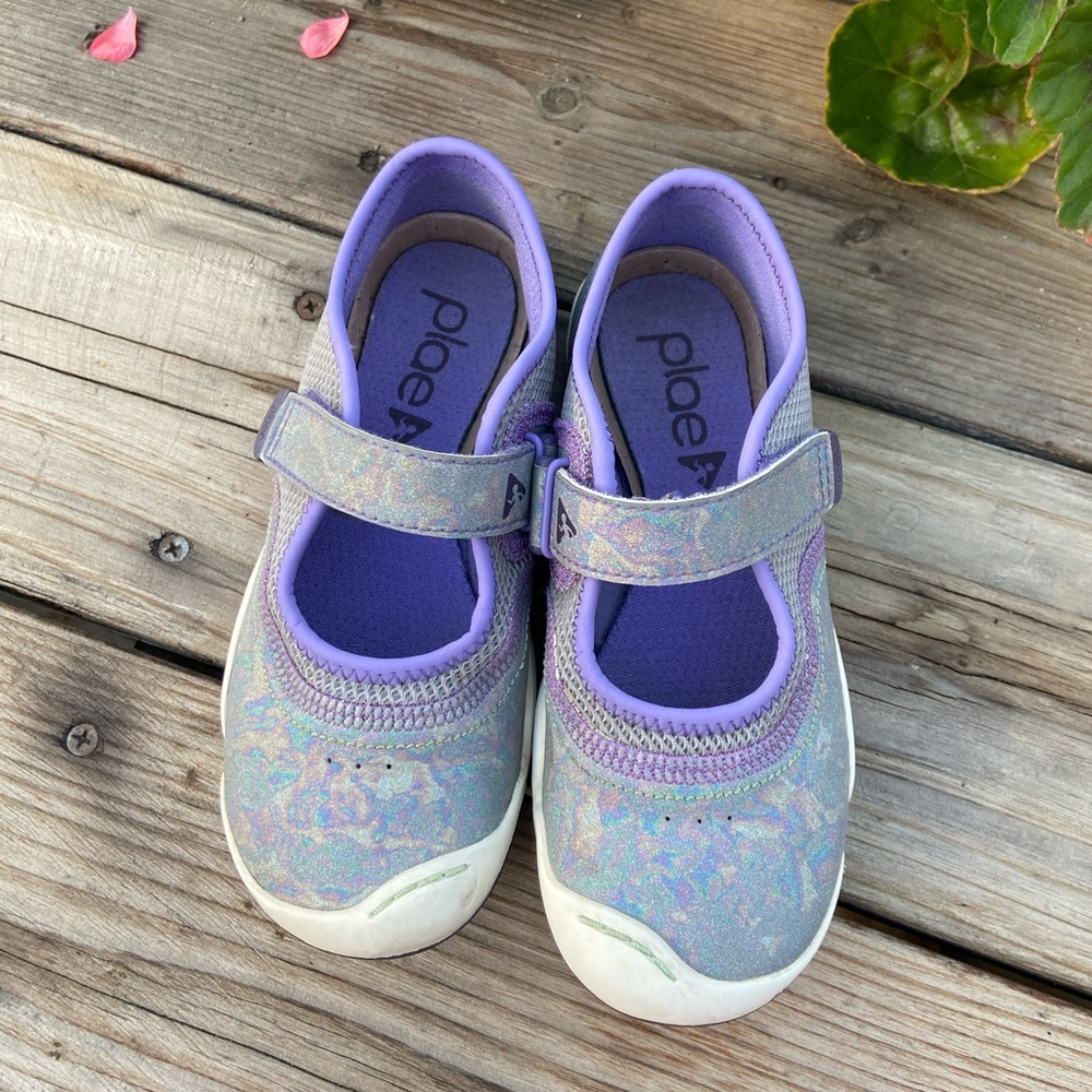 PLAE Emme size 13